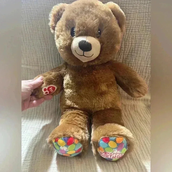 Build A Bear 2021 Happy Birthday Plush Brown Bear w Balloon Feet  Birthday Plush - Picture 1 of 10